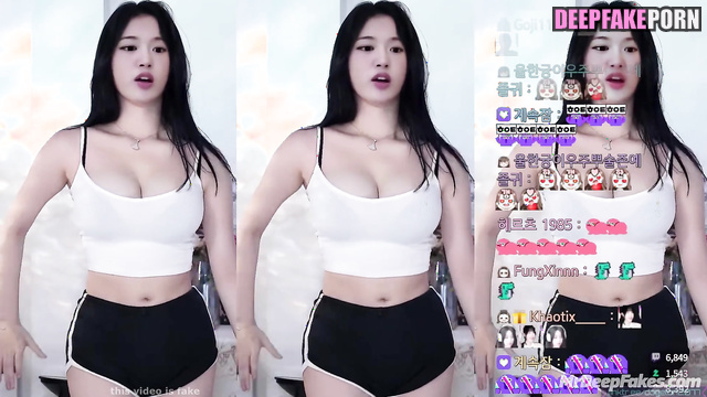 Sexy solo dance with energy Yujin アイズワン 偽の有名人のポルノ real fake