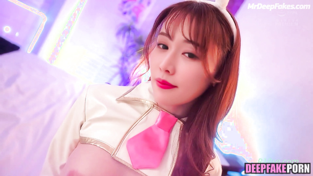 Cutie in sexy underwear jumped on his face / Lin Chi-ling (林志玲 假色情片) A.I.