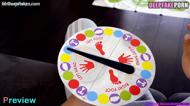 Ryujin 있지 plays in naughty Twister with her bro ITZY 류진 face swap 얼굴 스왑