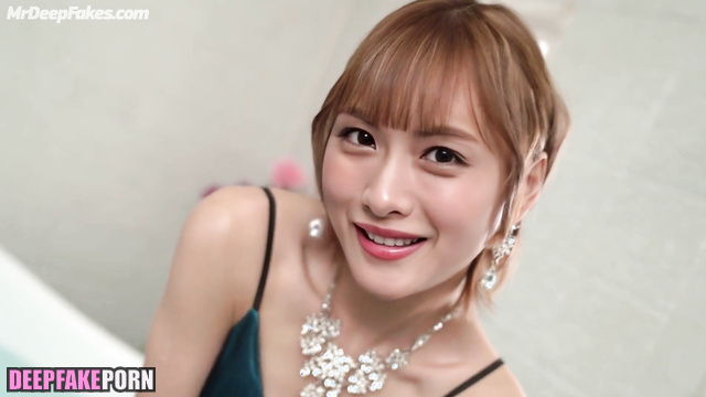 Japanese beauty showed her black stockings in the bathroom ディープフェイク ポルノ