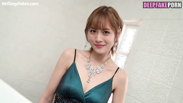 Japanese beauty showed her black stockings in the bathroom ディープフェイク ポルノ