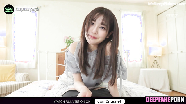 She making you blowjob and holding your hand - Sullyoon (설윤 엔믹스) pov A.I.