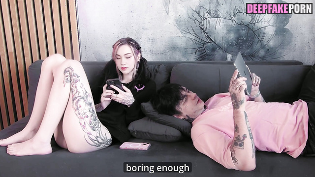 Look, teens are left alone at home / QuarterJade artificial intelligence