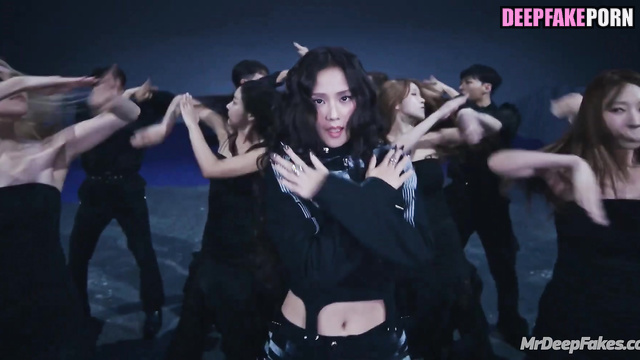 Jisoo having fun before and after her concert, look 지수 블랙핑크 pmv face swap