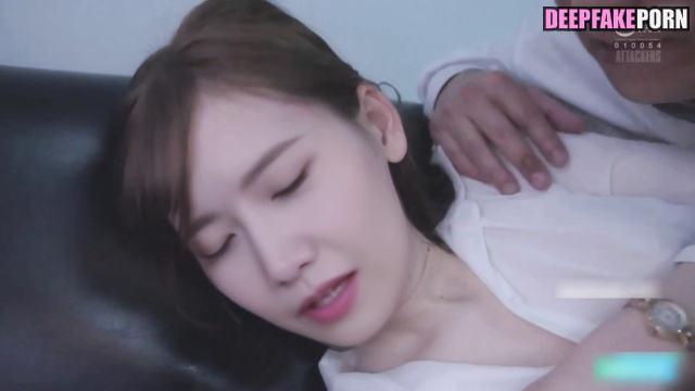 Boss raping Yoona SNSD / fake porn (윤아 소녀시대 강간하다 가짜 포르노) [PREMIUM]