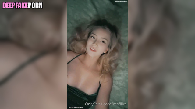 IU showing her naked tits - deep learning program (아이유 가슴 딥 러닝 프로그램)