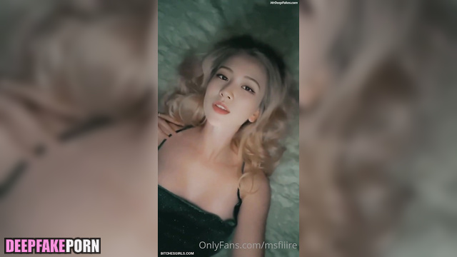 Rose BLACKPINK topless erotic adult video (로제 블랙핑크 토플리스 어른들의 비디오)