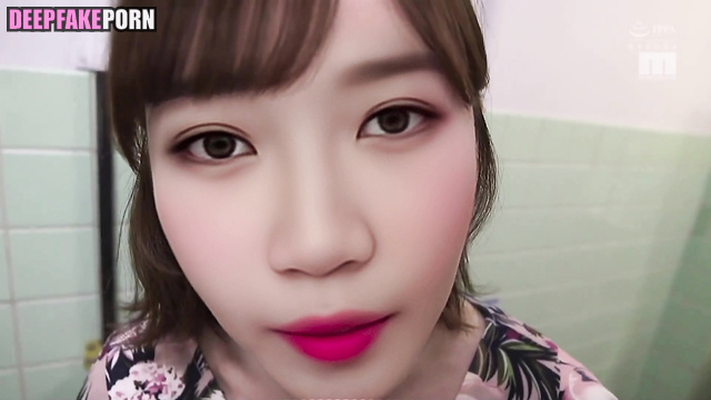 Korean Chaewon IZ*ONE | IZONE: blowjob in a public toilet (한국어 채원 아이즈원 사까시) [PREMIUM]