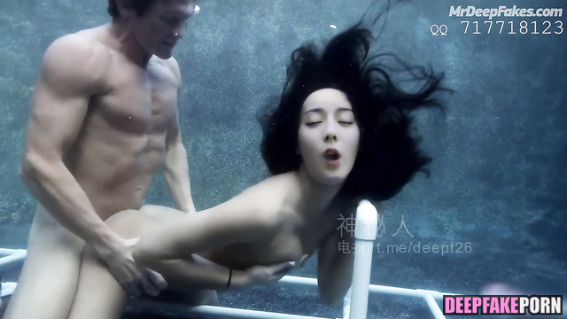 Underwater doggy by deepfake Dilraba Dilmurat // 智能換臉 性别 迪丽热巴 迪力木拉提