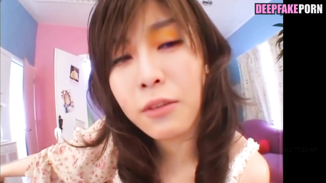 FAKE porn / passionate sex tape of nasty Dayuan riding dick (假色情片 大元 性别)