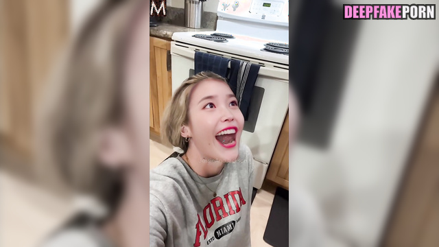 Cum is her favorite treat / IU (아이유 스마트한 얼굴 변화) internet celebrity [PREMIUM]