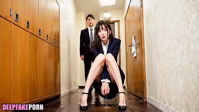 Fake Amane Shindo (進藤 あまね) I couldn't resist and wet myself