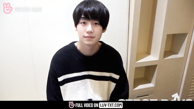 Deepfake Jung Haein (정해인) showing his sexy body