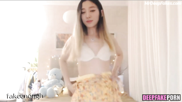 가을/Gaeul's webcam masturbation and her orgasm (deepfake) 딥페이크 IVE/아이브