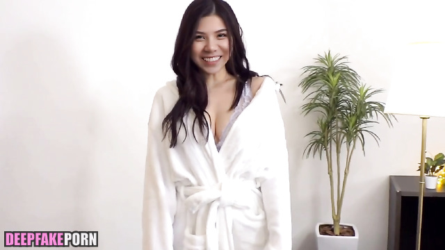 Lyla 蕾菈 likes how I masturbate her wet pussy [fake porn/假色情片]