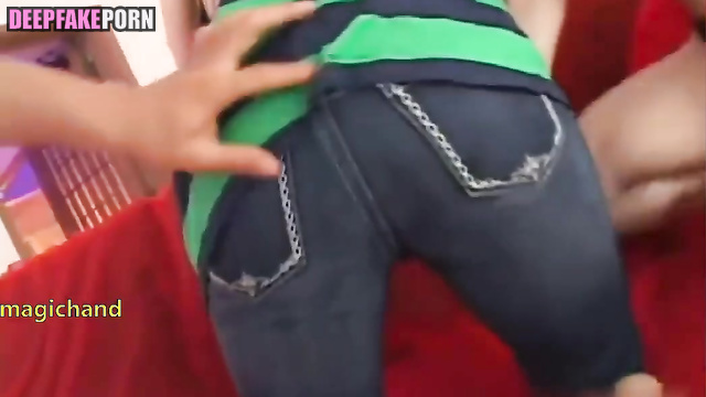 李沁 智能換臉 性别 Deepfake sex tape of Li Qin fingered during threesome