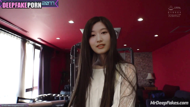 Fake KPOP idol Sana TWICE gets massive cum on boobs = アイドル トゥワイス サナ 性別