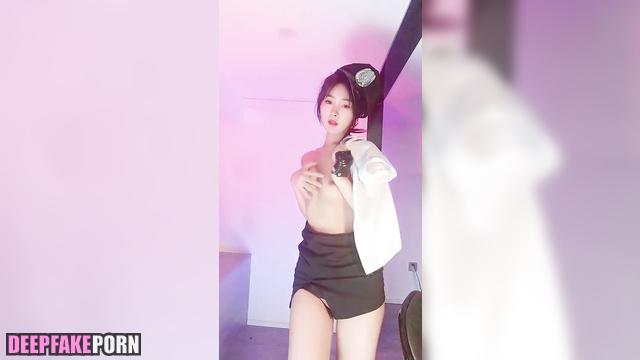 杨幂/Yang Mi deepfake 智能換臉 dances for your bright orgasms [PREMIUM]