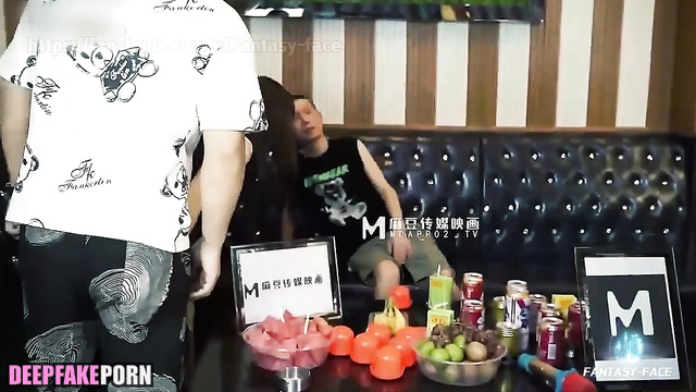 Fake brunette Tong Liya got nice orgasm // 佟丽娅 深度伪造 [PREMIUM]